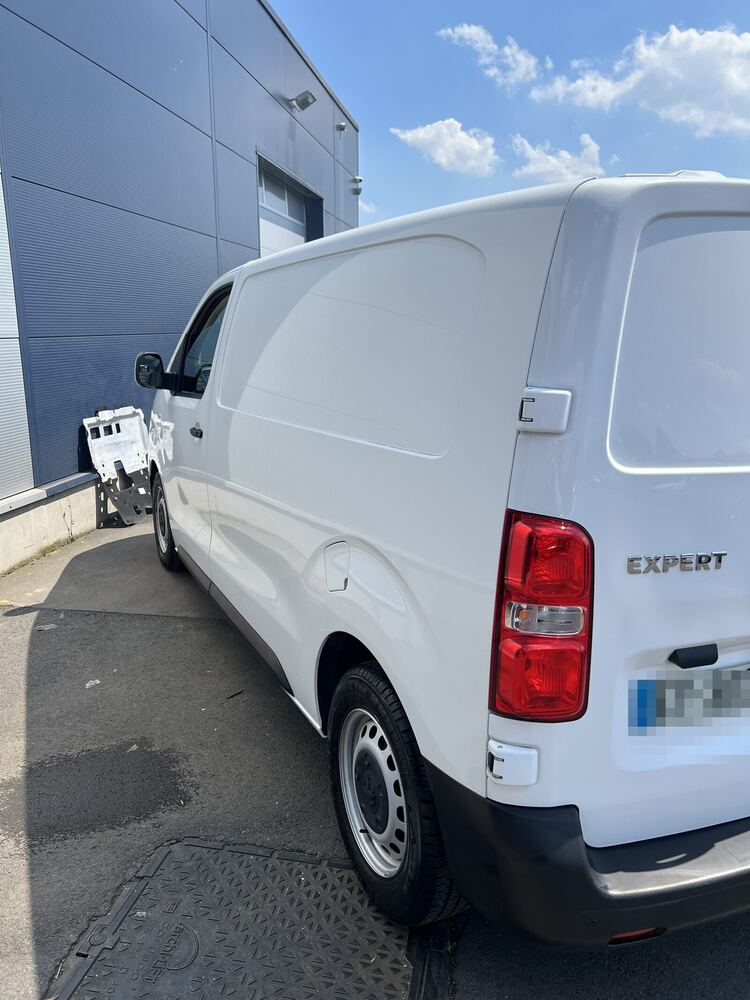 Peugeot Expert après lavage extérieur